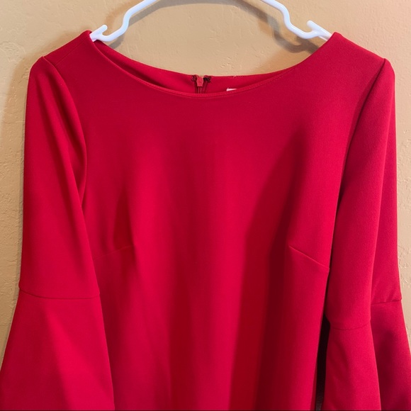 NWOT Calvin Klein Women's Circle Trim at Bell Sleeve Cuff Sheath Dress - Picture 8 of 9